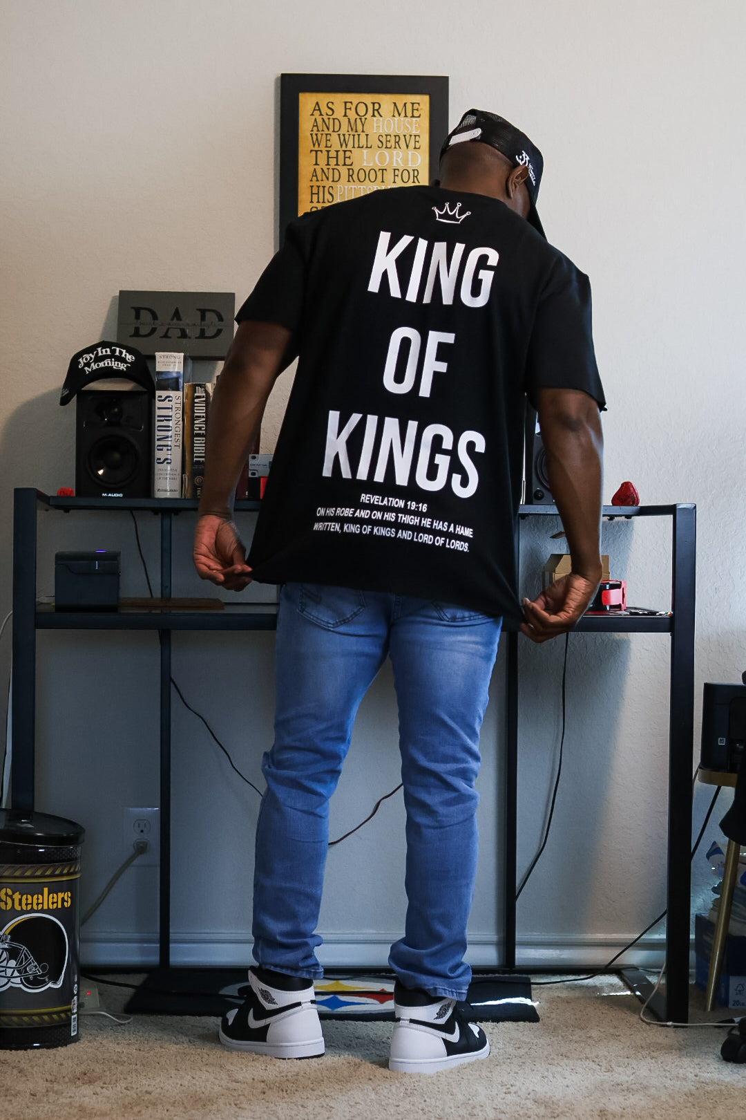 King Of Kings Cashmere Tee (Black/White)